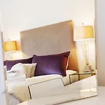 Courtyard - Free Parking *