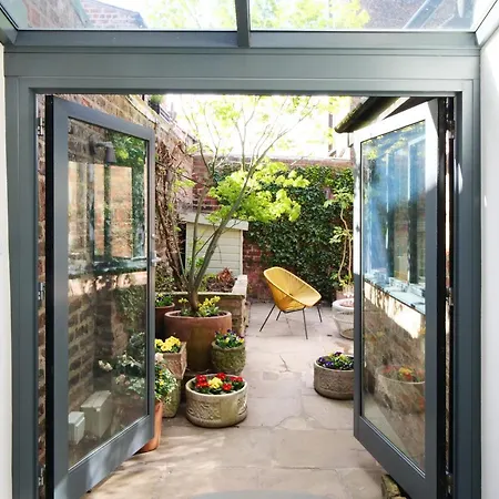 Tatil Evi Courtyard - Free Parking