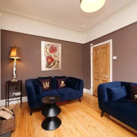 Courtyard - Free Parking 別荘