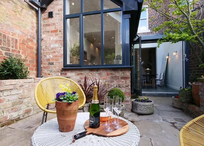 Courtyard - Free Parking 別荘 ヨーク